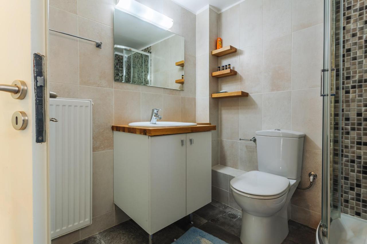 Upscale Modern Escape In The Historic Center Apartment Kalamata Exterior photo